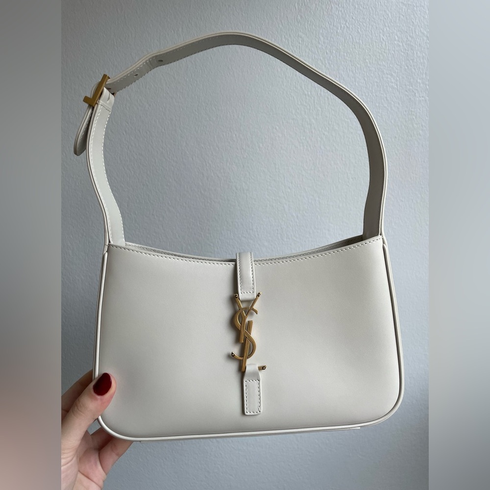 Saint Laurent Le 5 a 7 Hobo